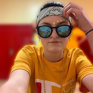 Meet your Posher, Kelsie